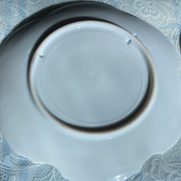 ARTISAN hand painted pair of plates w/wrens to hang or display. $49 - Picture 6 of 8